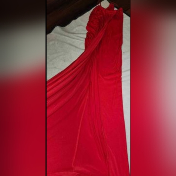 Womens Sz M NWOT Sleeveless Red Dramatic Wrap Maxi Dress - Picture 1 of 5